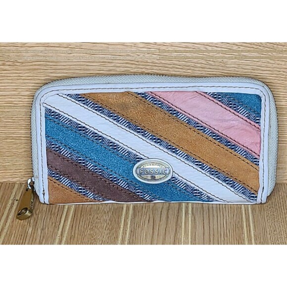 Fossil Multicolored Wallet PRE-OWNED - Picture 1 of 7